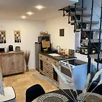 Jolie Annexe Du Mas Dans Le Coeur De La Garrigue Nimoise Casa vacanze