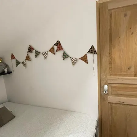 Jolie Annexe Du Mas Dans Le Coeur De La Garrigue Nimoise Ferienhaus Nîmes