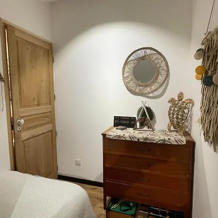 Jolie Annexe Du Mas Dans Le Coeur De La Garrigue Nimoise Ferienhaus Nîmes
