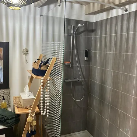 Vakantiehuis Jolie Annexe Du Mas Dans Le Coeur De La Garrigue Nimoise