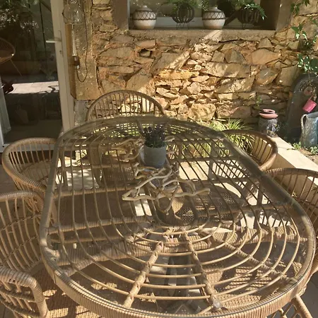 Ferienhaus Jolie Annexe Du Mas Dans Le Coeur De La Garrigue Nimoise *