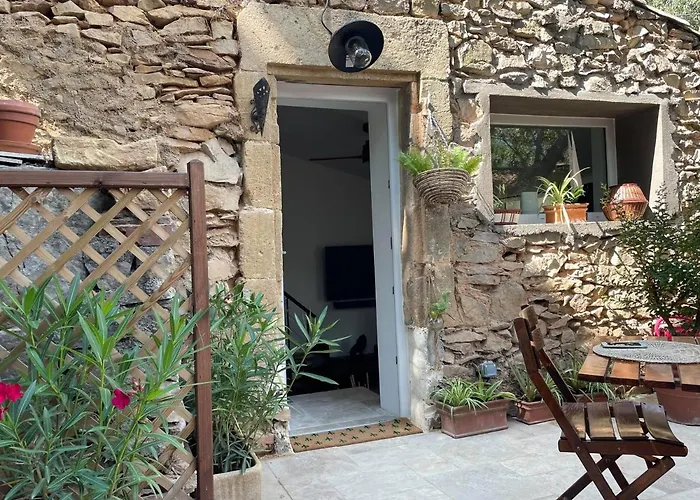 בית נופש Jolie Annexe Du Mas Dans Le Coeur De La Garrigue Nimoise *