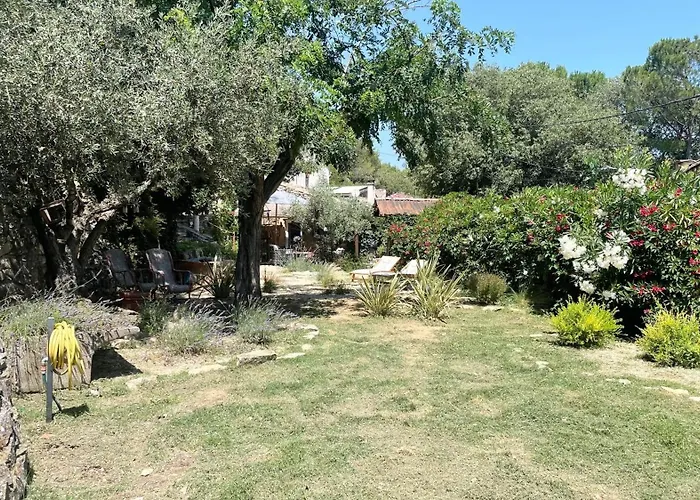 Jolie Annexe Du Mas Dans Le Coeur De La Garrigue Nimoise בית נופש *