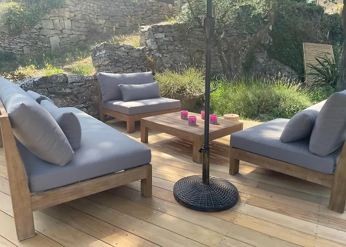 Jolie Annexe Du Mas Dans Le Coeur De La Garrigue Nimoise בית נופש