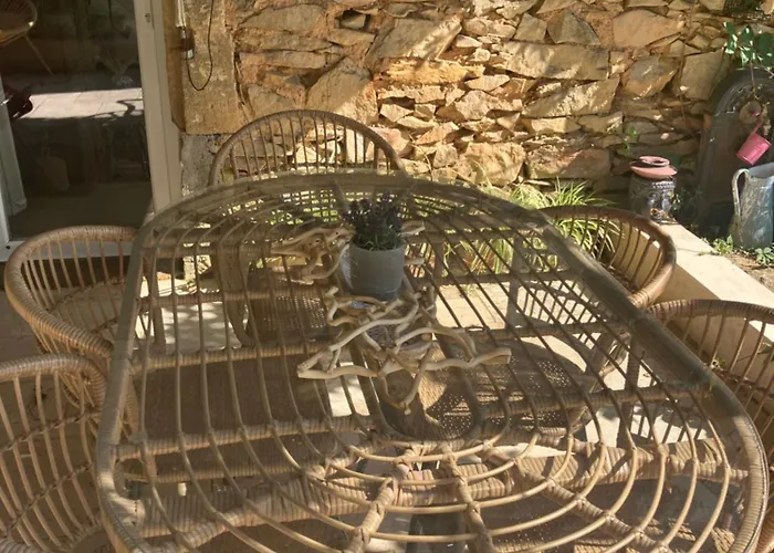 בית נופש Jolie Annexe Du Mas Dans Le Coeur De La Garrigue Nimoise *