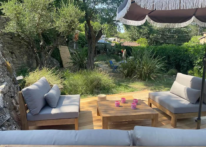 Jolie Annexe Du Mas Dans Le Coeur De La Garrigue Nimoise נים